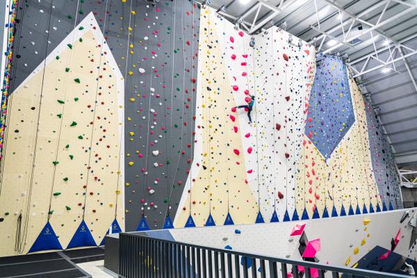 How 3 Climbing Gyms Benefit From Auto Belays