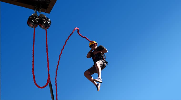 flightline free fall device with man falling